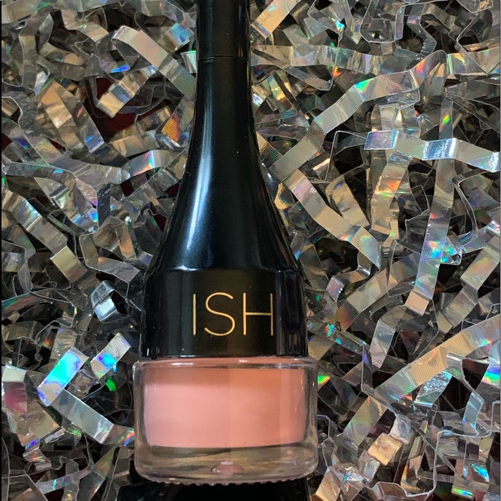 ISH Lip Statement Single Lip Color in Intriguing